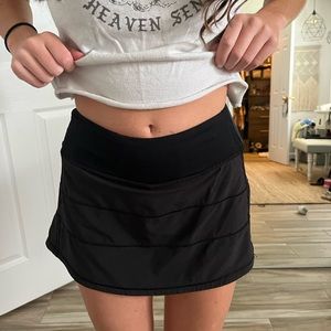 Lululemon black skort!